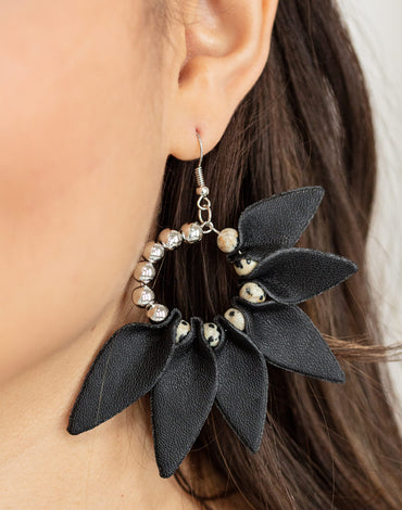 Flower Child Fever - Black